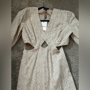 NWT BARDOT Mika Broderie Dress Size Large